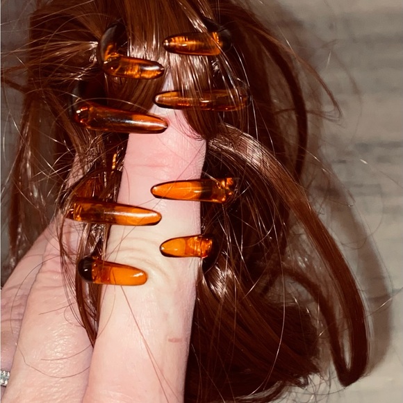 New in original Packaging. Juvabun 6” Ponytail Extension in Dark Red - Picture 5 of 8